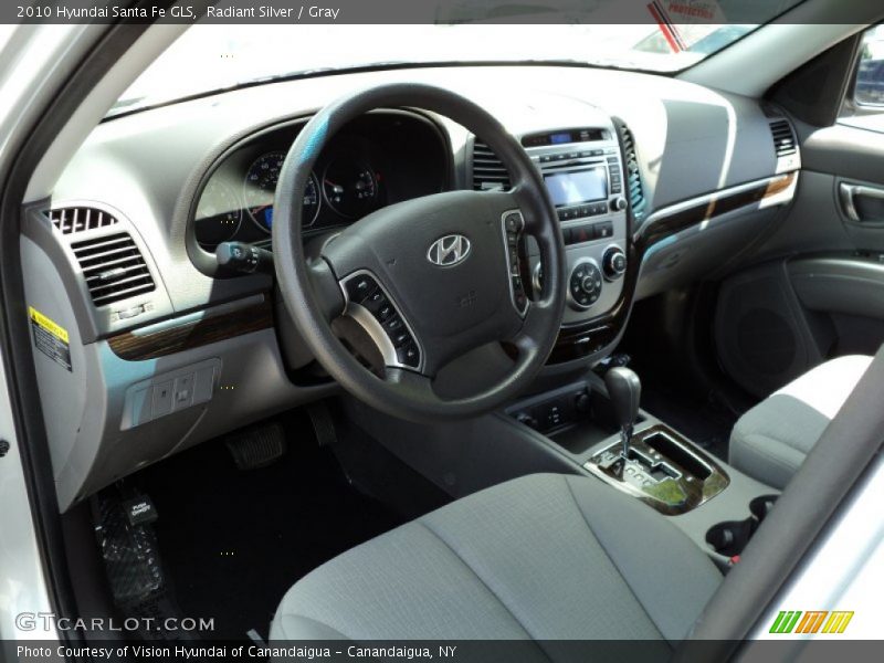 Radiant Silver / Gray 2010 Hyundai Santa Fe GLS