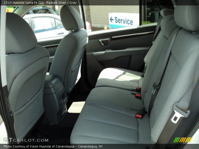 Radiant Silver / Gray 2010 Hyundai Santa Fe GLS