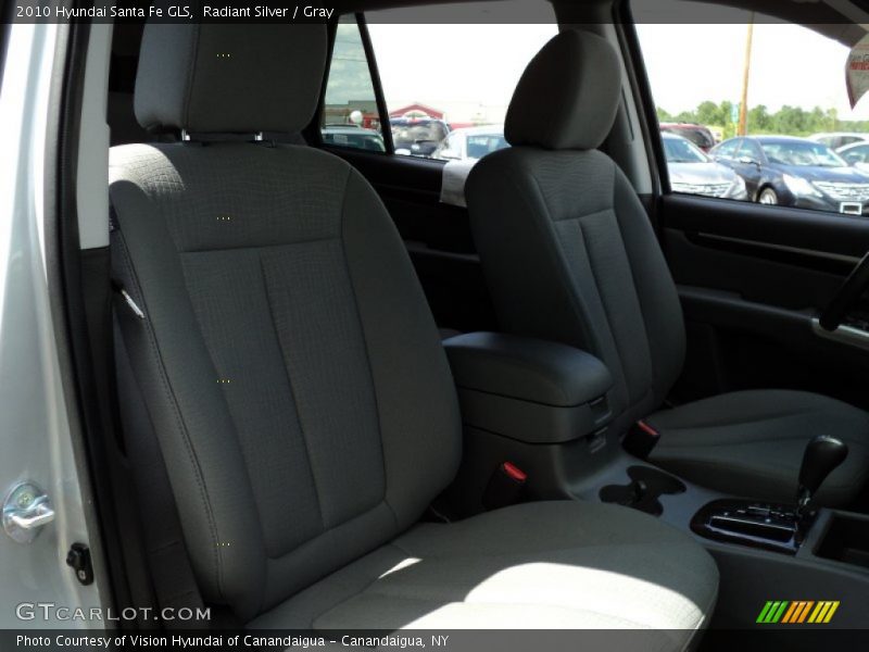 Radiant Silver / Gray 2010 Hyundai Santa Fe GLS