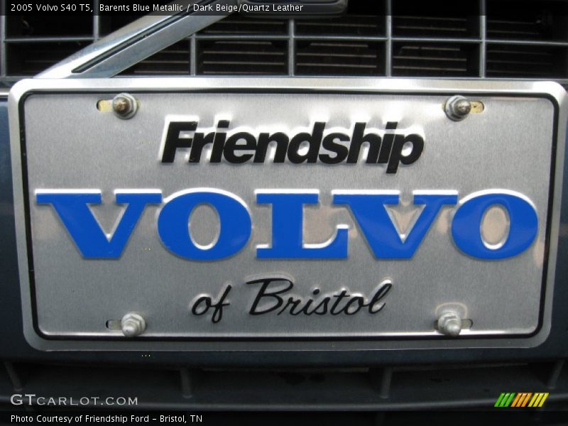 Barents Blue Metallic / Dark Beige/Quartz Leather 2005 Volvo S40 T5