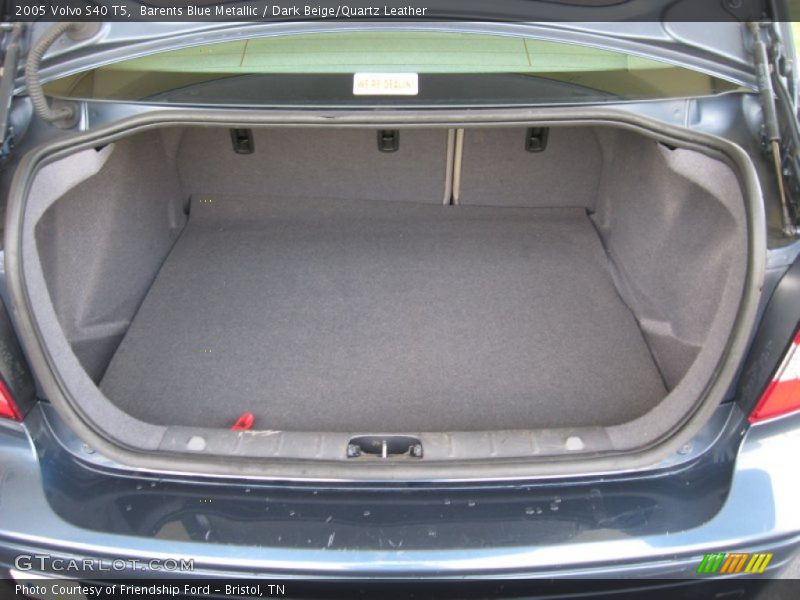  2005 S40 T5 Trunk