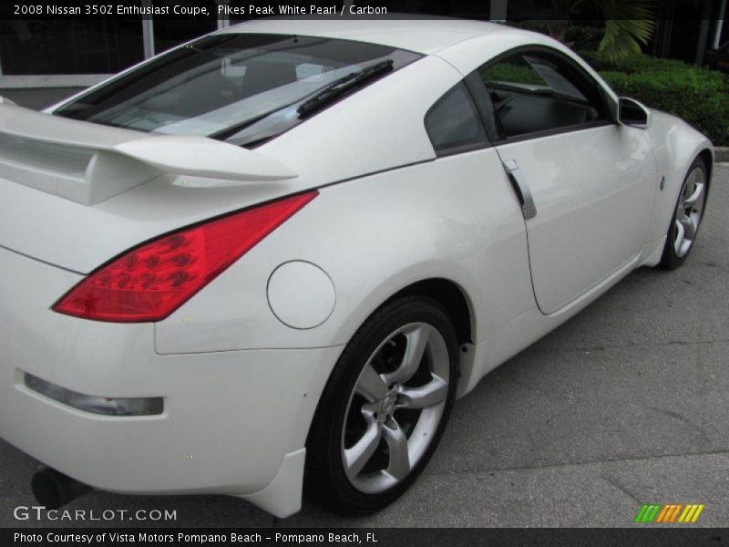 Pikes Peak White Pearl / Carbon 2008 Nissan 350Z Enthusiast Coupe