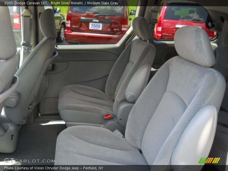 Bright Silver Metallic / Medium Slate Gray 2005 Dodge Caravan SXT