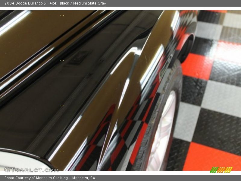 Black / Medium Slate Gray 2004 Dodge Durango ST 4x4