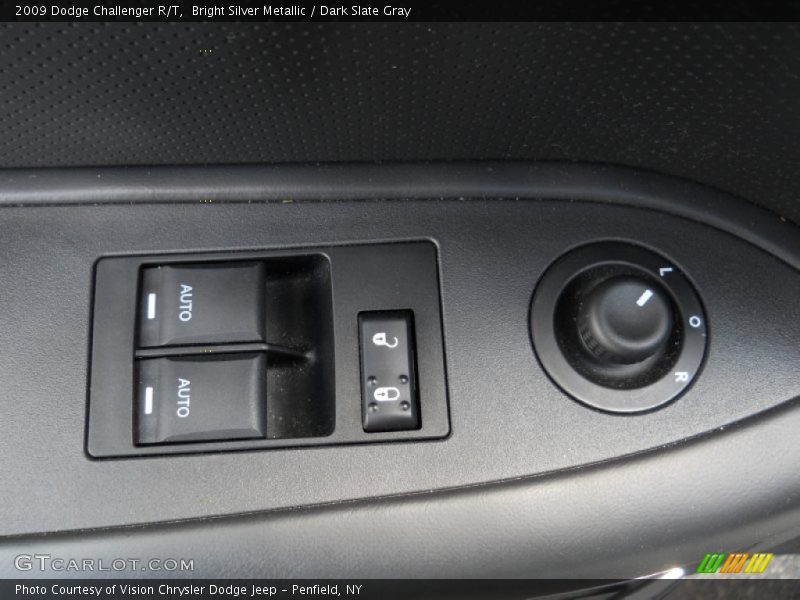 Controls of 2009 Challenger R/T