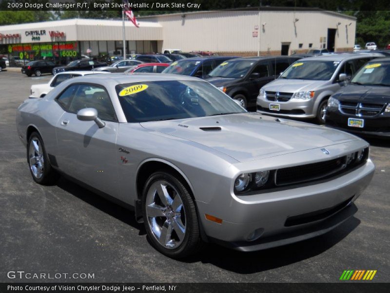 Bright Silver Metallic / Dark Slate Gray 2009 Dodge Challenger R/T