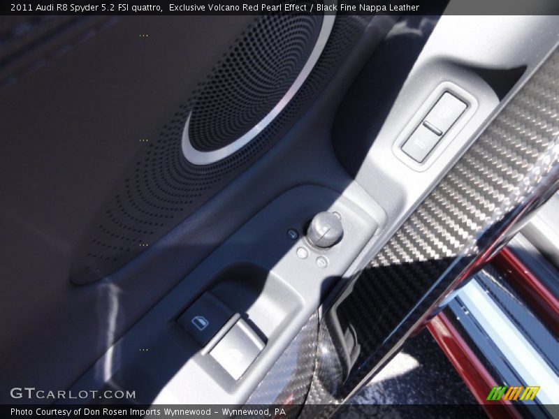 Exclusive Volcano Red Pearl Effect / Black Fine Nappa Leather 2011 Audi R8 Spyder 5.2 FSI quattro
