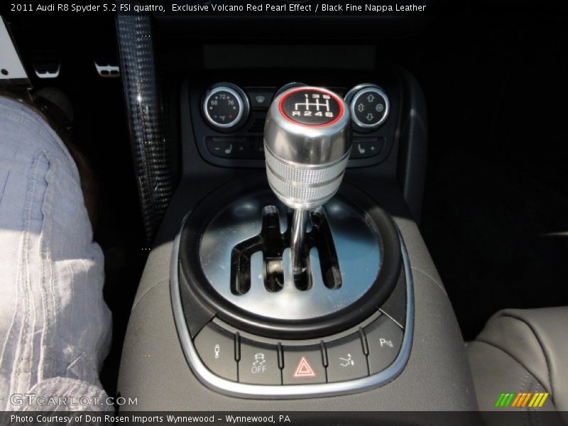  2011 R8 Spyder 5.2 FSI quattro 6 Speed Manual Shifter
