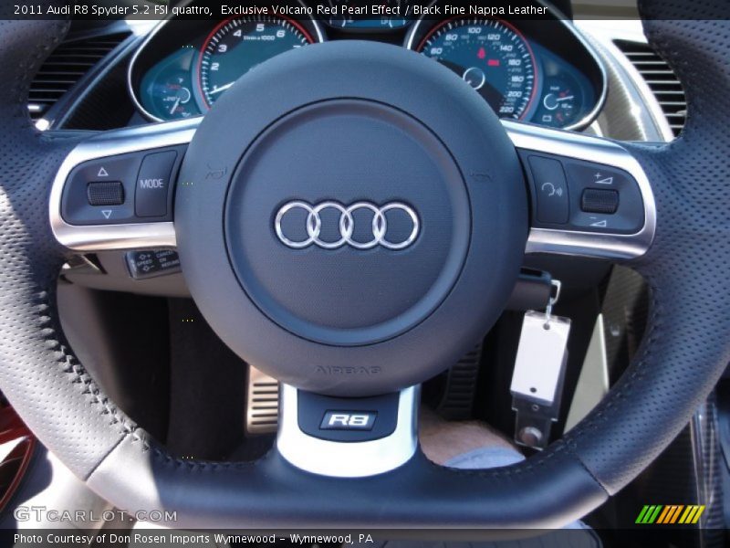  2011 R8 Spyder 5.2 FSI quattro Steering Wheel