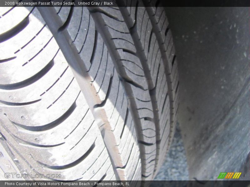 United Gray / Black 2008 Volkswagen Passat Turbo Sedan
