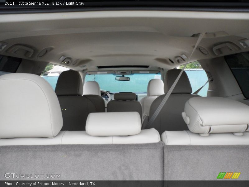 Black / Light Gray 2011 Toyota Sienna XLE