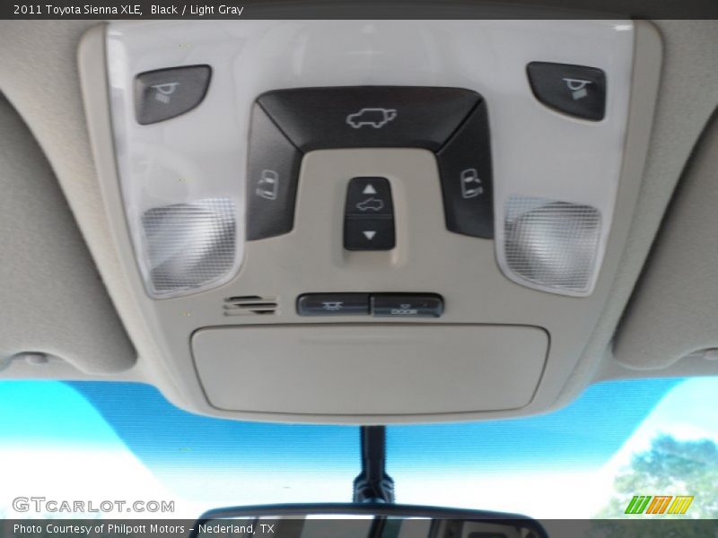 Black / Light Gray 2011 Toyota Sienna XLE
