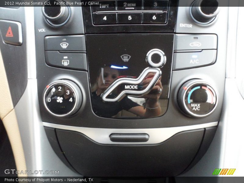 Controls of 2012 Sonata GLS