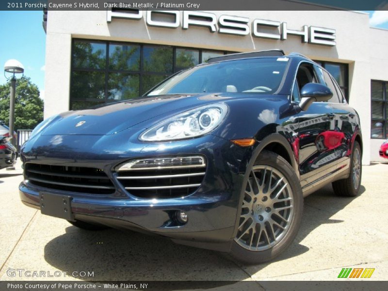 Dark Blue Metallic / Platinum Grey 2011 Porsche Cayenne S Hybrid