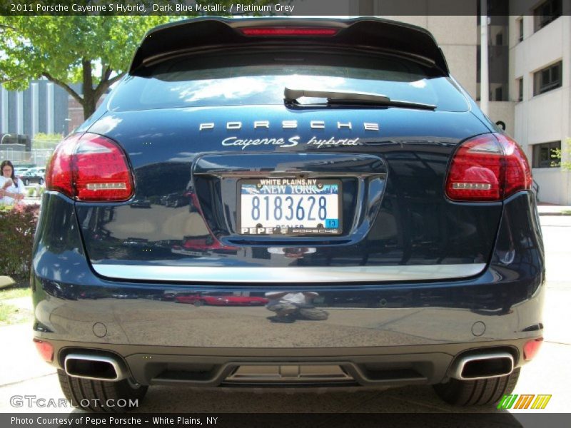 Dark Blue Metallic / Platinum Grey 2011 Porsche Cayenne S Hybrid