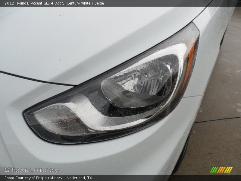 Century White / Beige 2012 Hyundai Accent GLS 4 Door