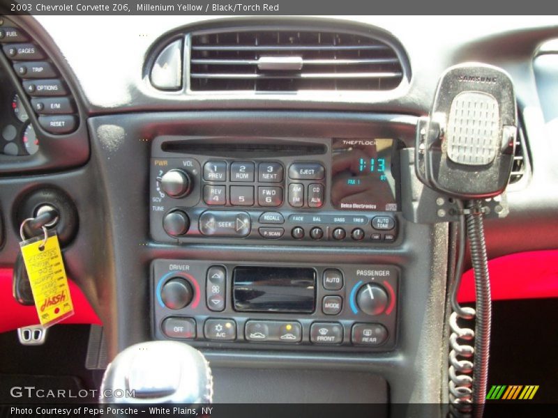 Controls of 2003 Corvette Z06