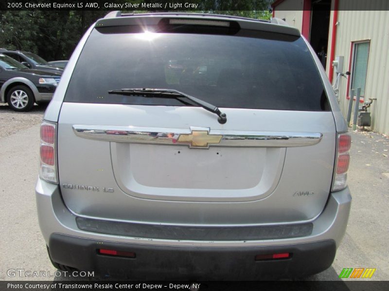 Galaxy Silver Metallic / Light Gray 2005 Chevrolet Equinox LS AWD