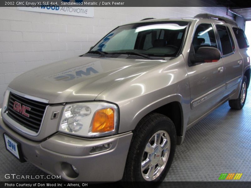 Sandalwood Metallic / Dark Pewter 2002 GMC Envoy XL SLE 4x4