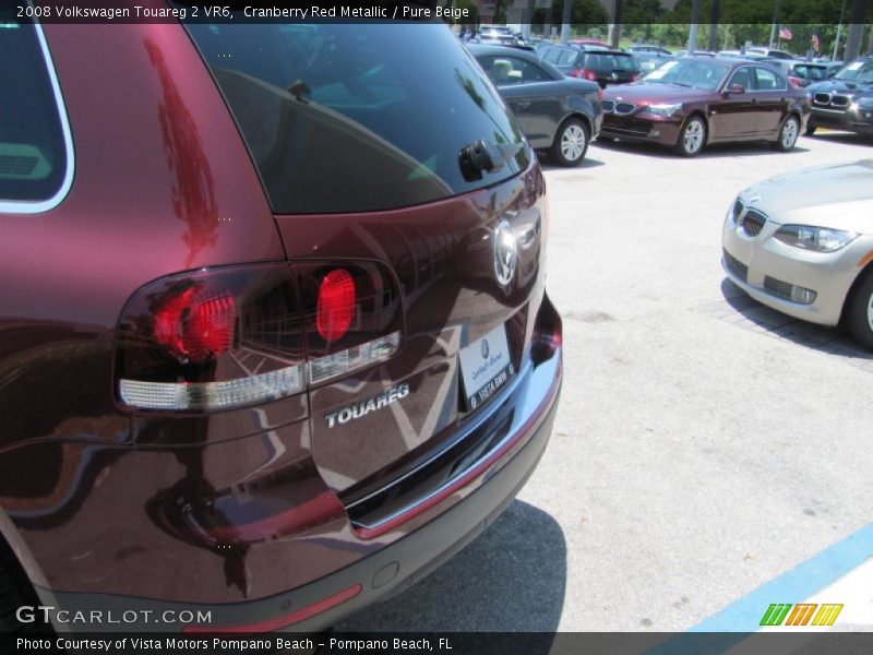 Cranberry Red Metallic / Pure Beige 2008 Volkswagen Touareg 2 VR6