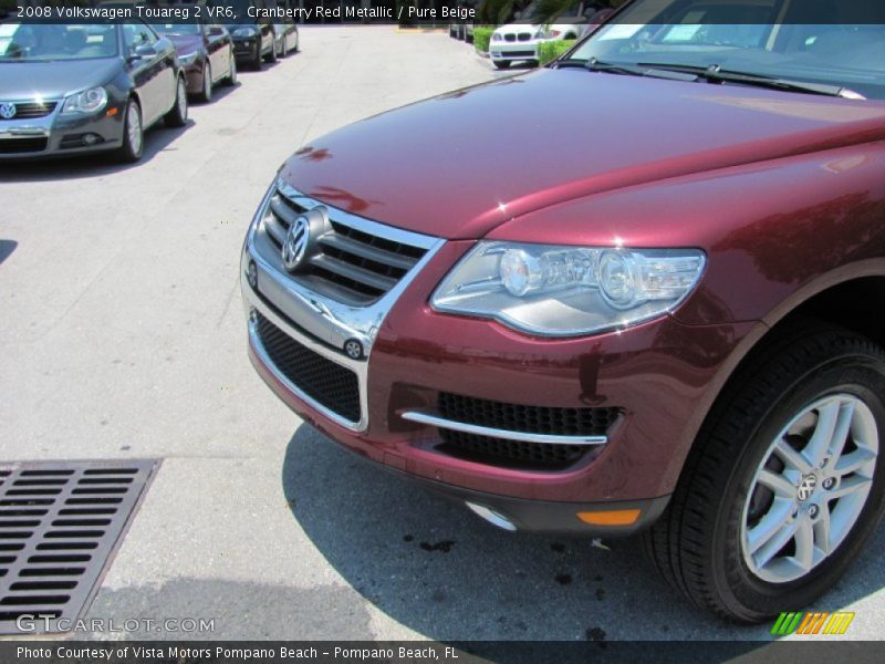 Cranberry Red Metallic / Pure Beige 2008 Volkswagen Touareg 2 VR6