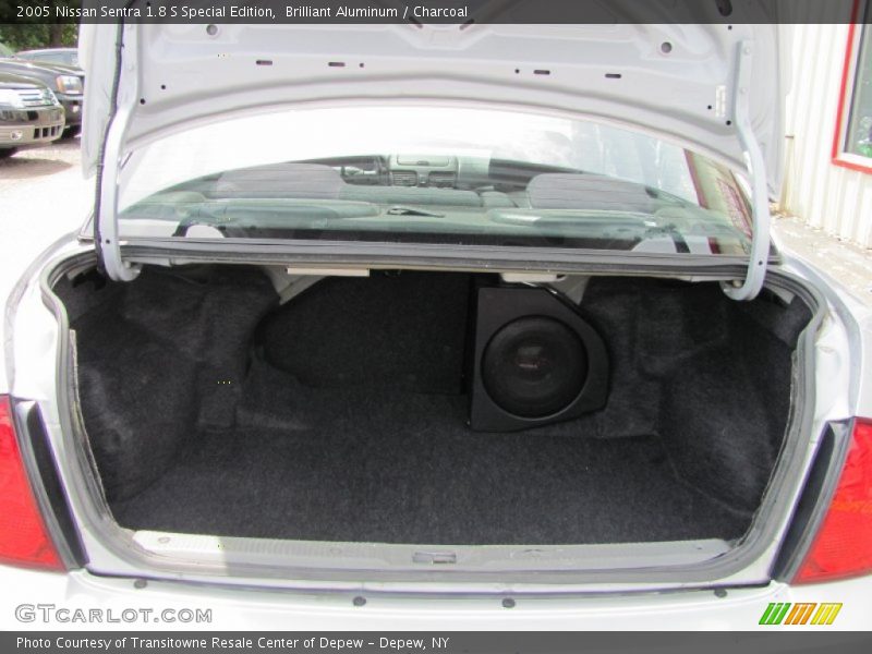 Brilliant Aluminum / Charcoal 2005 Nissan Sentra 1.8 S Special Edition