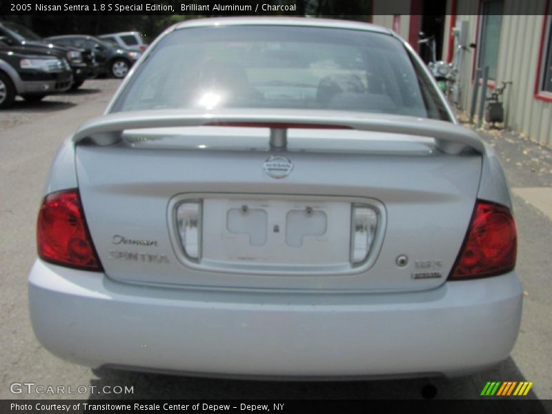 Brilliant Aluminum / Charcoal 2005 Nissan Sentra 1.8 S Special Edition
