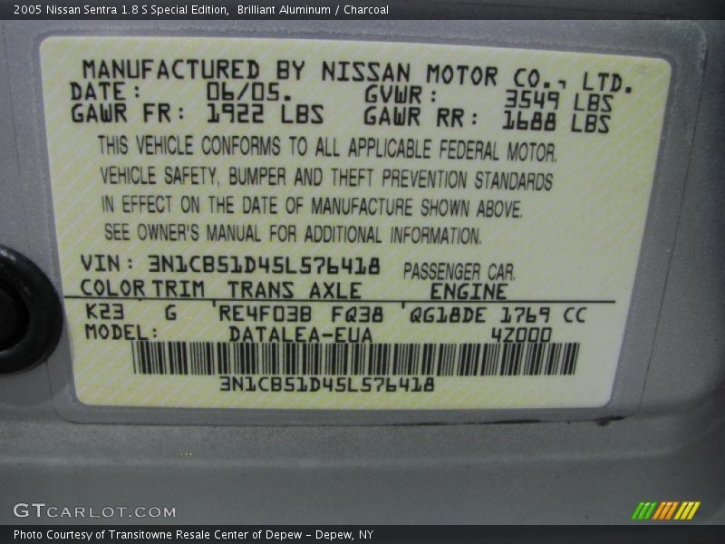 Brilliant Aluminum / Charcoal 2005 Nissan Sentra 1.8 S Special Edition