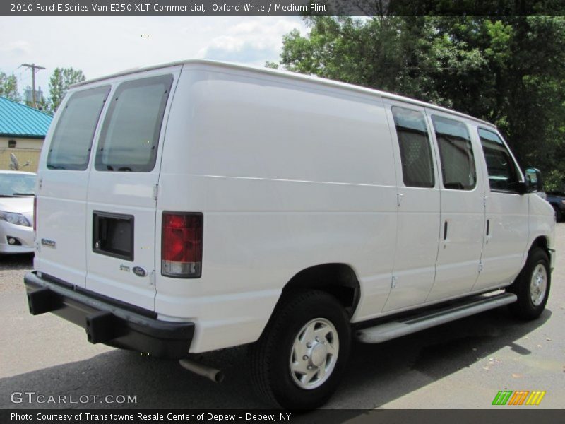 Oxford White / Medium Flint 2010 Ford E Series Van E250 XLT Commericial