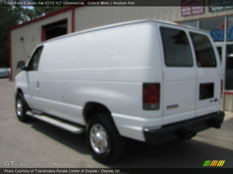 Oxford White / Medium Flint 2010 Ford E Series Van E250 XLT Commericial