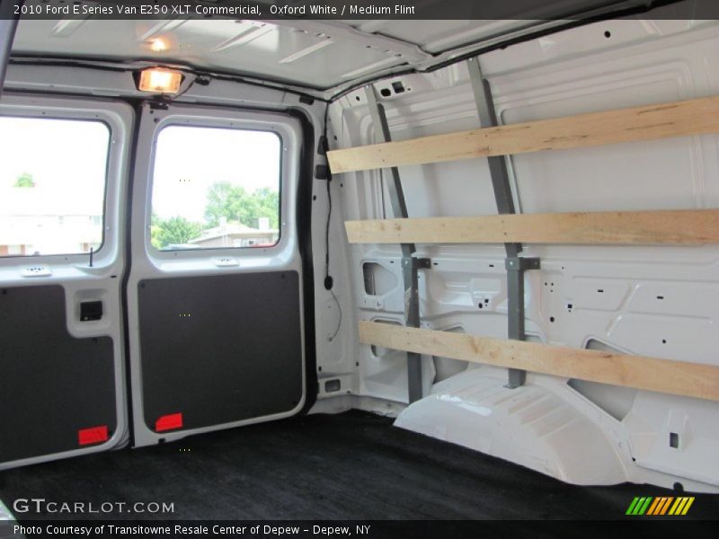 Oxford White / Medium Flint 2010 Ford E Series Van E250 XLT Commericial