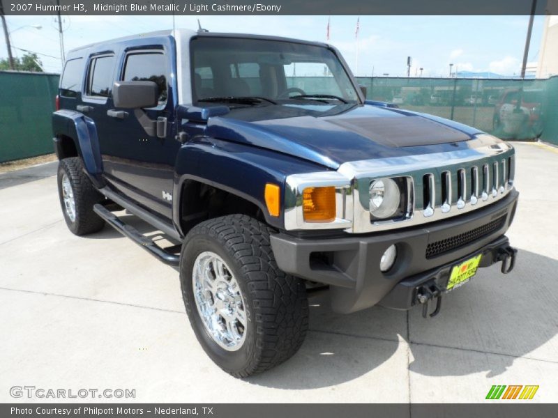 Front 3/4 View of 2007 H3 