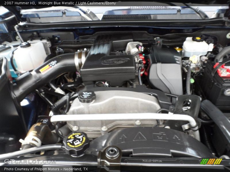  2007 H3  Engine - 3.7 Liter DOHC 20-Valve Inline 5 Cylinder