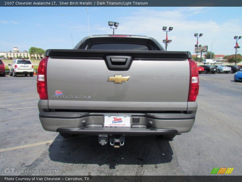 Silver Birch Metallic / Dark Titanium/Light Titanium 2007 Chevrolet Avalanche LT
