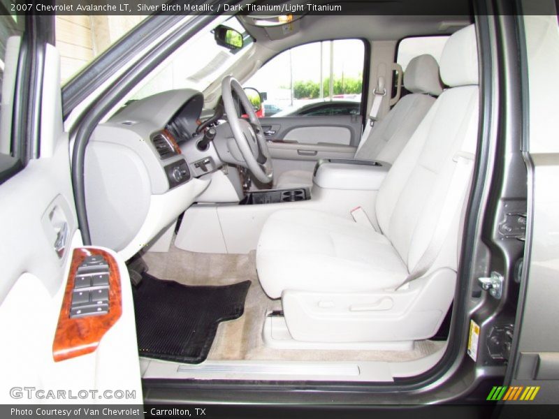 Silver Birch Metallic / Dark Titanium/Light Titanium 2007 Chevrolet Avalanche LT