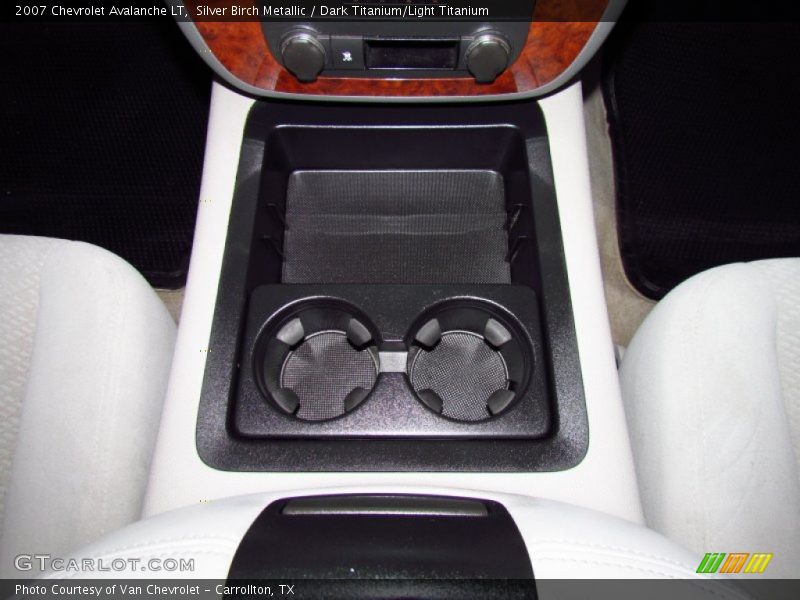 Silver Birch Metallic / Dark Titanium/Light Titanium 2007 Chevrolet Avalanche LT