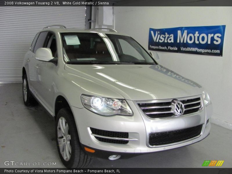 White Gold Metallic / Sienna 2008 Volkswagen Touareg 2 V8
