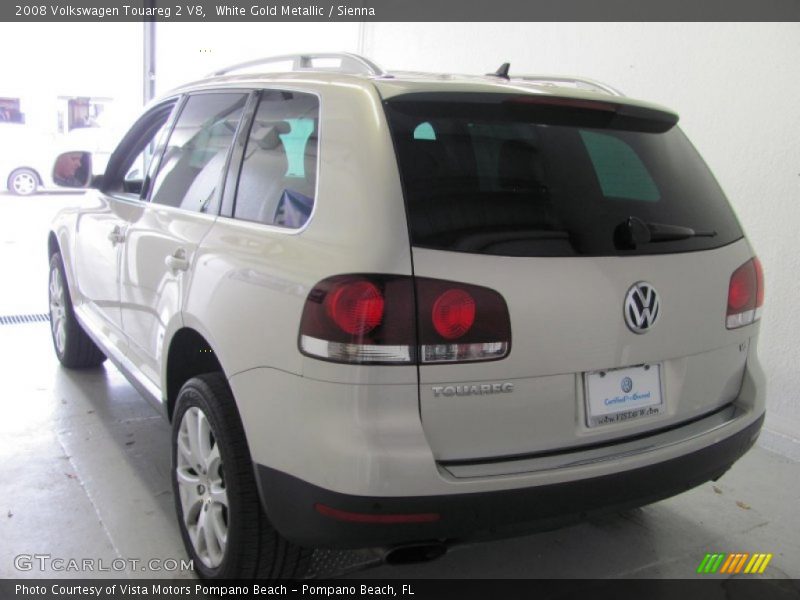 White Gold Metallic / Sienna 2008 Volkswagen Touareg 2 V8