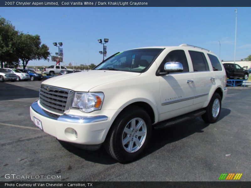 Front 3/4 View of 2007 Aspen Limited