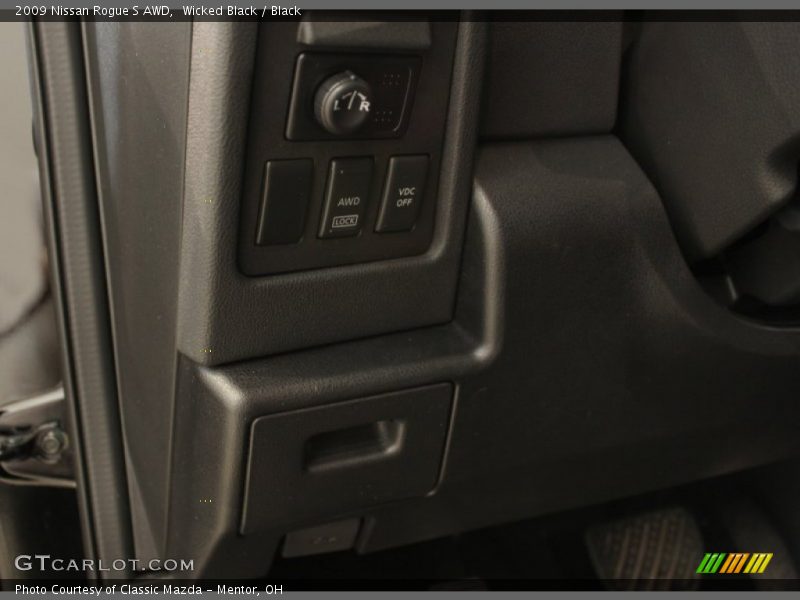 Wicked Black / Black 2009 Nissan Rogue S AWD