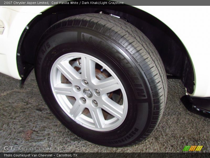 Cool Vanilla White / Dark Khaki/Light Graystone 2007 Chrysler Aspen Limited