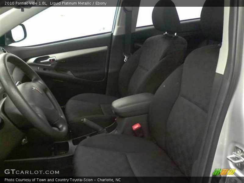 Liquid Platinum Metallic / Ebony 2010 Pontiac Vibe 1.8L
