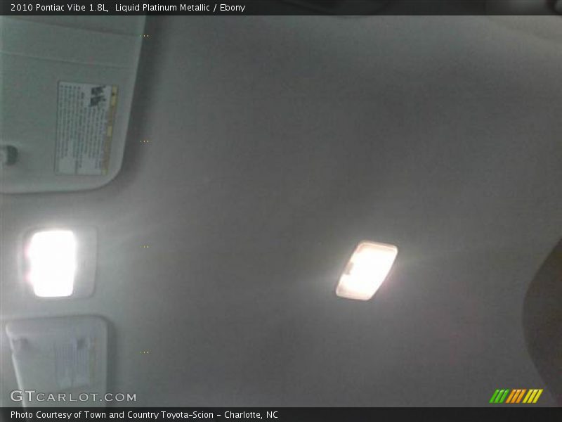 Liquid Platinum Metallic / Ebony 2010 Pontiac Vibe 1.8L