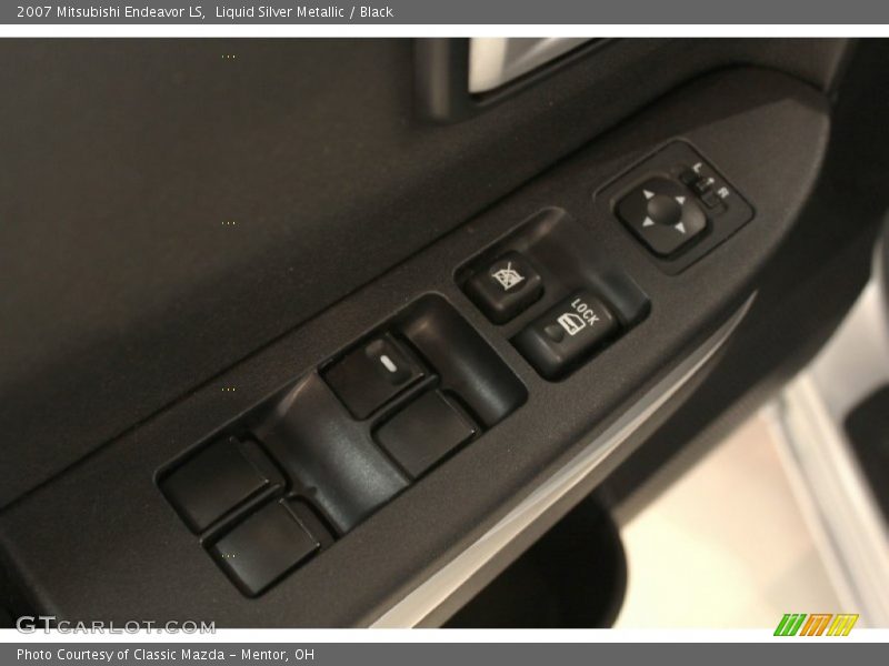 Liquid Silver Metallic / Black 2007 Mitsubishi Endeavor LS