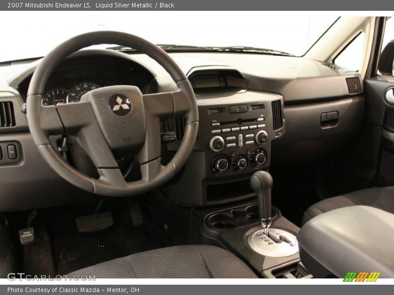  2007 Endeavor LS Black Interior