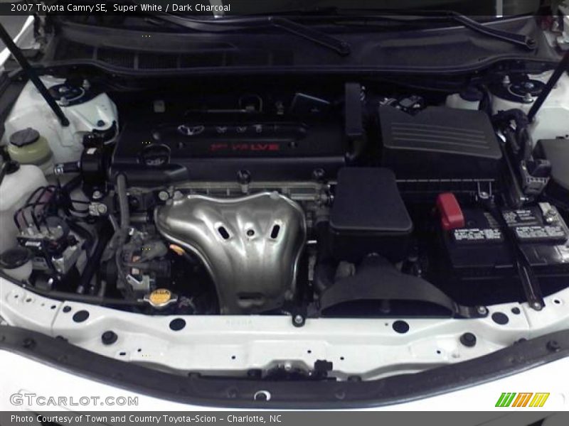 Super White / Dark Charcoal 2007 Toyota Camry SE