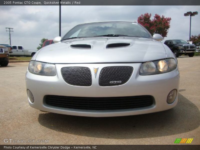 Quicksilver Metallic / Red 2005 Pontiac GTO Coupe