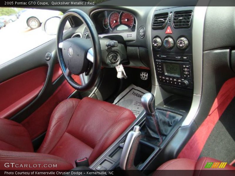 Quicksilver Metallic / Red 2005 Pontiac GTO Coupe