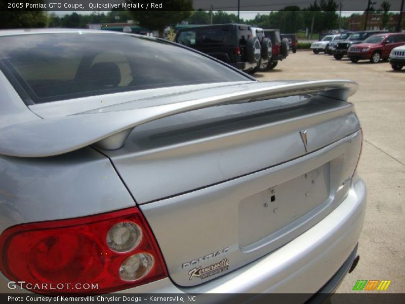 Quicksilver Metallic / Red 2005 Pontiac GTO Coupe