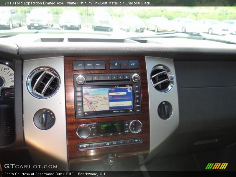 White Platinum Tri-Coat Metallic / Charcoal Black 2010 Ford Expedition Limited 4x4